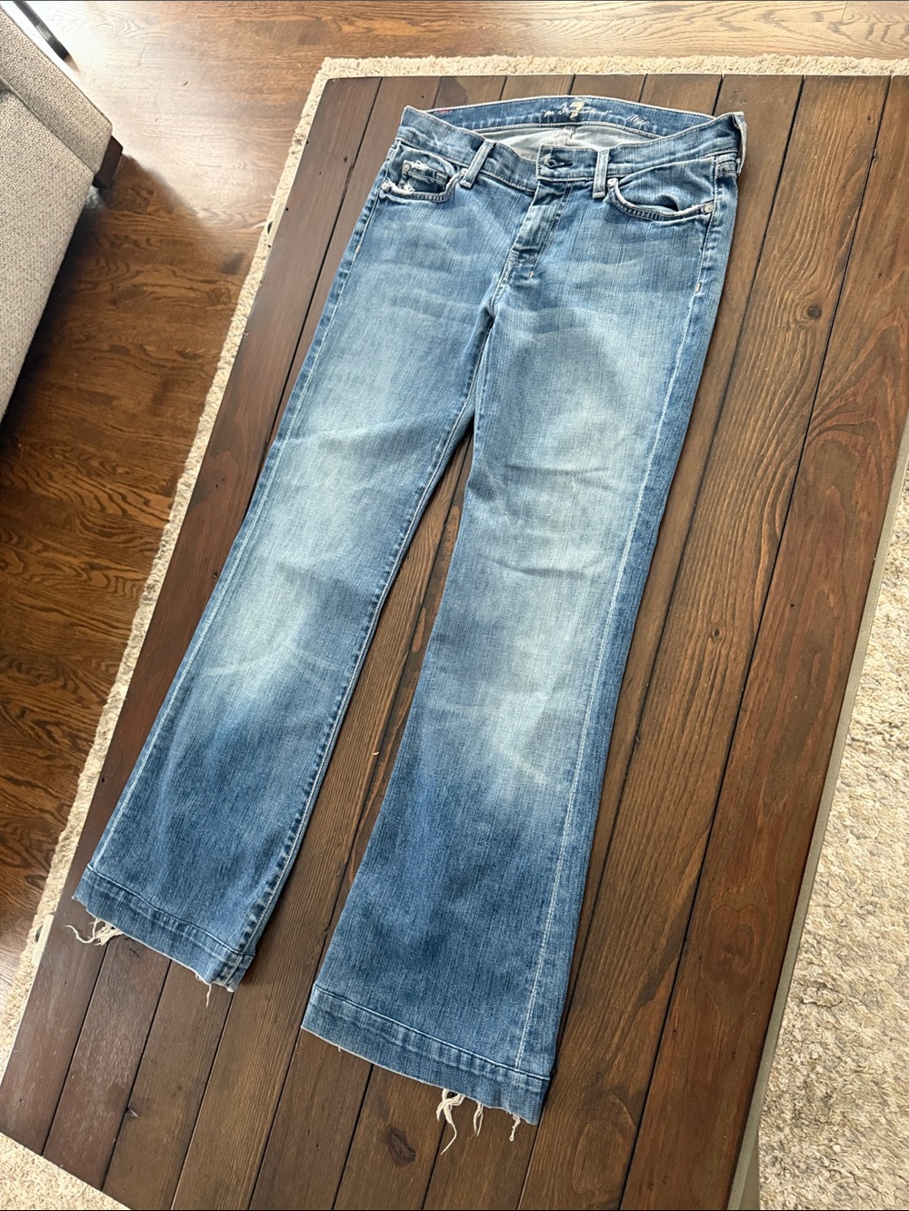 Y2K Inspired Seven7 Seven Dojo Flare Jeans Women’s Size 28 Medium Wash Denim